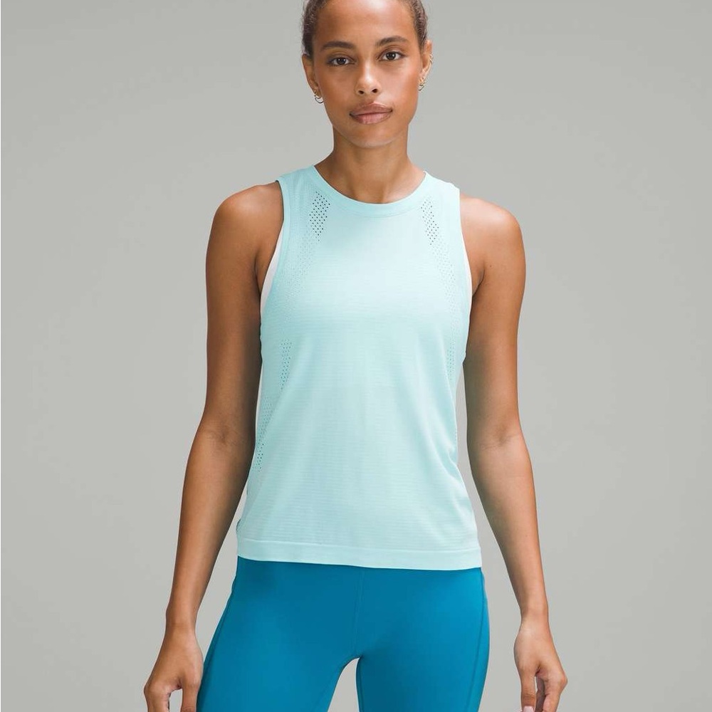 Lululemon Women's Light Blue Sleeveless Top